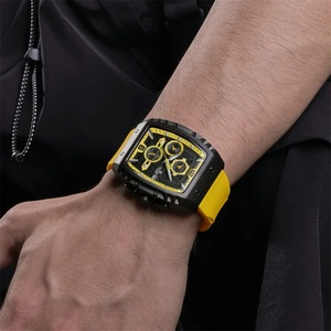 Montres pour hommes NAVIFORCE avec cadran en forme de baril créatif, chronographe à quartz étanche, affichage de la date, montre-bracelet pour homme - Product Image 3