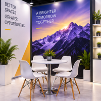 Conception de stand d'exposition personnalisé |   Boîte à lumière LED suspendue, Piliers de présentation hauts, Support modulaire à assemblage rapide pour CES 2027