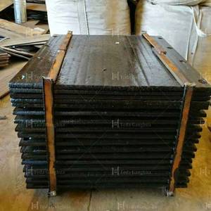 Cao Crom 10 + 5 8 + 5 lưỡng kim Composite tấm bề mặt chịu mài mòn thép cán nóng ASTM cho nồi hơi tấm uốn bao gồm - Product Image 6