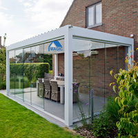 Pergola extérieure intelligente en aluminium avec porte coulissante en verre, imperméable, pour cour, pavillon, gazebo, pour le loisir sur la terrasse