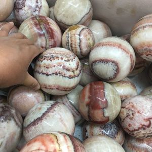 Boule <span class=keywords><strong>de</strong></span> cristal en pierre <span class=keywords><strong>de</strong></span> <span class=keywords><strong>porc</strong></span> naturelle, sphère <span class=keywords><strong>de</strong></span> Calcite tricolore polie à la main pour la décoration, vente en gros - Product Image 2