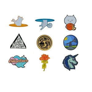 Nuevo diseño al por mayor Logotipo 3D en relieve personalizado Hombre barbudo año de zayed Insignias para tela - Product Image 3