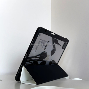 Coque tulipe pour <span class=keywords><strong>iPad</strong></span> <span class=keywords><strong>Pro</strong></span> 13 pouces M4 2024 Air 13 M2 <span class=keywords><strong>Pro</strong></span> 12.9 pouces 6e/5e/4e génération 2022/2021/2020 couverture à trois volets avec porte-crayon - Product Image 4