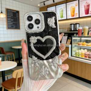 Coque arrière antichoc papillon pour <span class=keywords><strong>MOTO</strong></span> E15 G05 G35 G04 G24, étui de téléphone portable en silicone pailleté plaqué - Product Image 1