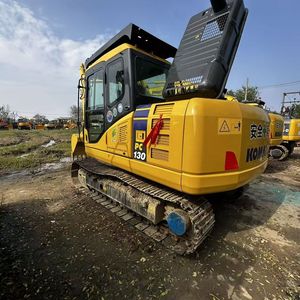 รถขุดตีนตะขาบ Komatsu PC130 มือสองจากญี่ปุ่น ขนาด 13 ตัน ได้รับการรับรอง EPA CE พร้อมเครื่องยนต์ เกียร์ ปั๊ม PLC ขายทั่วโลก - Product Image 1