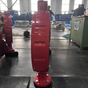 Oblea de hierro dúctil DN450, válvula de mariposa con forro central, disco CF8M, asiento EPDM, SS420, operación de engranaje de gusano - Product Image 3