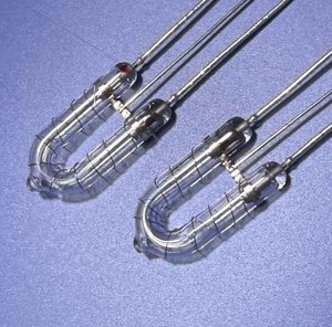 Tubo de Xenón para Estroboscopio - Certificado RoHS, Garantía de 5 Años, Frecuencia de 1-200Hz, Solución de Iluminación de Alta Eficiencia - Product Image 3