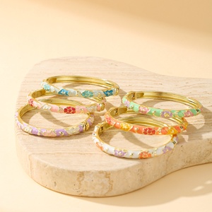 Bracelets articulés en émail cloisonné multicolore plaqué or, motif fleur de prunier, couleur macaron pastel, bijoux en gros - Product Image 1