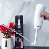 Nouvelle bouteille de lavage féminin en plastique grande capacité, facile à transporter, pour toilettes extérieures, voyage, pulvérisateur de bidet portable vertical à main