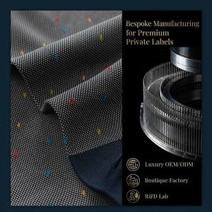 Chaussettes habillées de <span class=keywords><strong>luxe</strong></span> <span class=keywords><strong>pour</strong></span> hommes, en coton mercerisé 240N, motif géométrique micro-piqué, antibactériennes, <span class=keywords><strong>pour</strong></span> affaires, marque privée, OEM - Product Image 3