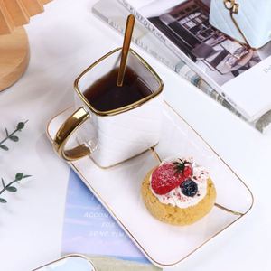 Tasse à café et à thé de luxe colorée pour le petit-déjeuner, tasse créative en céramique Kawaii en forme de sac à main avec soucoupe et cuillère - Product Image 5