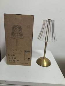 Einfache Kabellose LED-Tischlampe mit Touch-Steuerung, Augenschonende Nachtleuchte, Bestseller für Schlafzimmer, Lesezimmer und Heimdekoration - Product Image 5