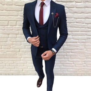 Abito blu Navy in tre pezzi da <span class=keywords><strong>uomo</strong></span> del commercio estero europeo e americano <span class=keywords><strong>vestito</strong></span> Slim taglie forti <span class=keywords><strong>vestito</strong></span> da ballo per banchetti da <span class=keywords><strong>uomo</strong></span> migliore - Product Image 1