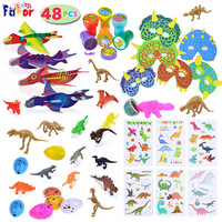 Vente en gros de 120 pièces de cadeaux de carnaval en plastique pour garçons jouets de fête d'anniversaire assortiment parfait Pinata accessoires de jouets gonflables