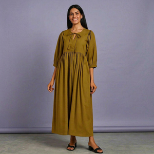 Robe maxi en coton uni vert olive bohème avec col noué et manches bouffantes, coupe ample, style décontracté pour le printemps, pour femmes - Product Image 1