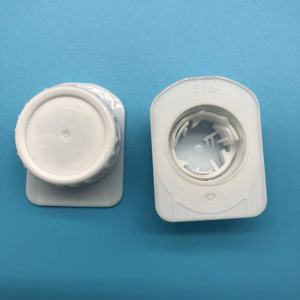 Tapas de plástico para embalaje de líquidos de cartón automático Gable Top T <span class=keywords><strong>ETRA</strong></span> para embalaje de tapón de rosca de botella - Product Image 1
