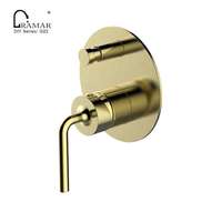 Robinet de douche électrique monocommande apparent Gramar G22Z226 pour usage hôtelier, corps en laiton, finition nickel, cartouche céramique