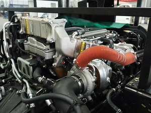 Khung gầm xe buýt ISUZU 4 tấn cabin rộng nặng <span class=keywords><strong>2025</strong></span> mới có thể tùy chỉnh xe tải ELF với các tính năng an toàn tiên tiến và mô-men xoắn cao - Product Image 6