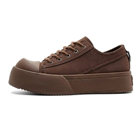 Sneakers sans marque pour hommes, en daim, à semelle épaisse, chaussures de sport décontractées de haute qualité, vente en gros pour hommes