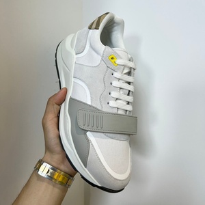 Thick mesh sports shoes, in solid color design, with rounded <b>toe</b> shape, laced closure, and with footrest <b>support</b> function. - Product Image 6