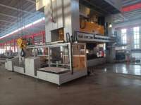 Robot HOZO 4 axes haute performance, charge utile 40 kg, portée 2200-3200 mm, composants essentiels moteur et PLC pour l'automatisation de l'emboutissage de tôles