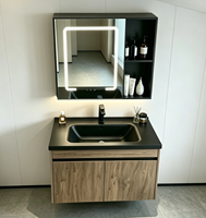 Meuble de salle de bain en bois sur mesure de style moderne, suspendu au mur, avec miroir intelligent éclairé par LED, lavabo en céramique, résistant à l'eau, pour hôtel