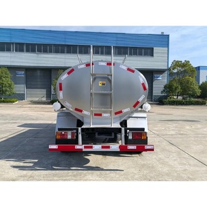 Camión Cisterna de Agua Potable Isuzu LHD/RHD Directo de Fábrica para Suministro de Agua Limpia y Emergencias - Product Image 6