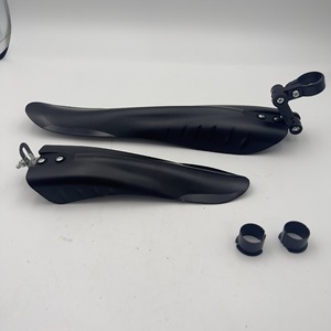 Garde-boue de vélo en plastique noir réglable pour vélos de montagne et de route, accessoires de garde-boue durables de haute qualité - Product Image 2