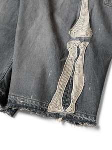 Shorts en jean déchirés pour hommes – Coupe slim, style décontracté, idéal pour l'été et la plage - Product Image 4