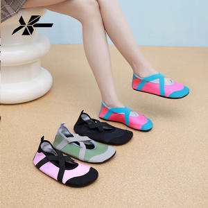 Zapatos Xingtuo para senderismo acuático, calzado para caminar sobre el agua, zapatos de baile para mujer adulta, deporte de yoga y aeróbicos al aire libre - Product Image 1
