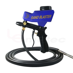 Pistolet de sablage Lematec AS118-2C à alimentation par gravité 600cc 150 PSI avec buse en céramique pour le décapage de peinture - Product Image 4