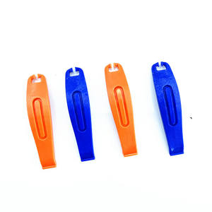 Palanca de Neumáticos Changcang de Plástico Naranja y Azul, Herramienta de Reparación de Neumáticos de Bicicleta para Bicicletas de Montaña y Carretera - Product Image 2