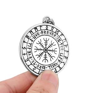 Kalung pria liontin huruf Romawi Hip-Hop, Perhiasan tahan air baja tahan karat 316 tebal kepala serigala bulat geometris trendi stok tersedia - Product Image 4