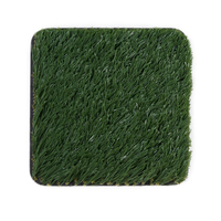 Gazon artificiel synthétique multicolore de haute qualité pour le jardinage, le sport et le sol.
