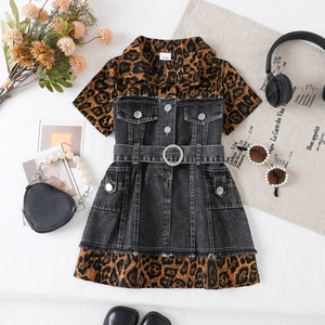 Abito in denim patchwork per ragazze, con volant, maniche corte, stampa leopardata, casual. - Product Image 3