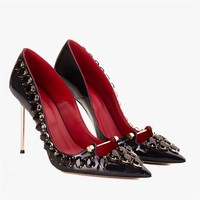 2025 Escarpins de Luxe Haute Qualité Imperméables pour Femmes, Bout Pointu, Talons Fins Noirs, Strass en Cristal, Sexy et Tendance pour l'Été et l'Automne