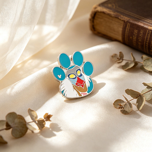Broche Ronde en Émail Personnalisée de Créateur, Broches et Épingles en Métal Haut de Gamme pour Femmes, Bijoux Cadeaux en Gros - Product Image 1