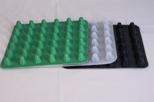 Planche de drainage industrielle robuste à haute résistance à la compression pour extérieur et jardin, avec âme en polyester, protège le gazon et installation facile - Product Image 2