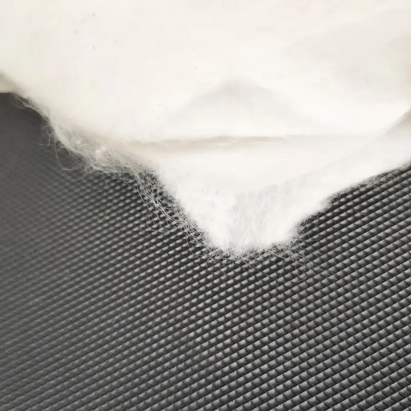 Géotextile non tissé en tissu renforcé de polyester 1000g m2 Prix