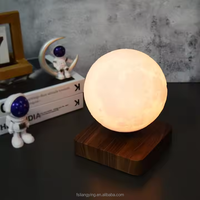 Lampe lunaire à lévitation magnétique écologique moderne, abat-jour flottant en bois, alimentation sans fil CC, décoration simple et flexible pour le salon