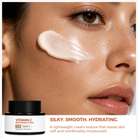 Crème Visage Prête à l'emploi à la Vitamine C et Niacinamide, Antioxydante, Éclaircissante et Hydratante avec Acide Hyaluronique, Beurre de Karité et Squalane