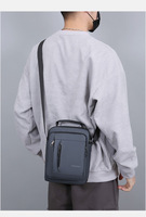 Sac pour hommes Nouveau sac à bandoulière imperméable pour hommes Sac à bandoulière d'affaires pour navettage Sports de plein air Sac à main pour hommes