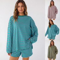 Ensemble tendance pour femmes, pull à manches longues rayé surdimensionné et short, vêtements décontractés d'automne, ensemble 2 pièces, OEM ODM personnalisé