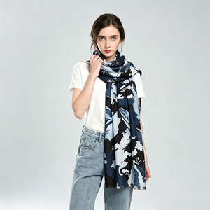 Bufanda con estampado de camuflaje abstracto para mujer, chal de arte moderno con grafiti, suave, ligero, largo, estampado, con flecos - Product Image 1