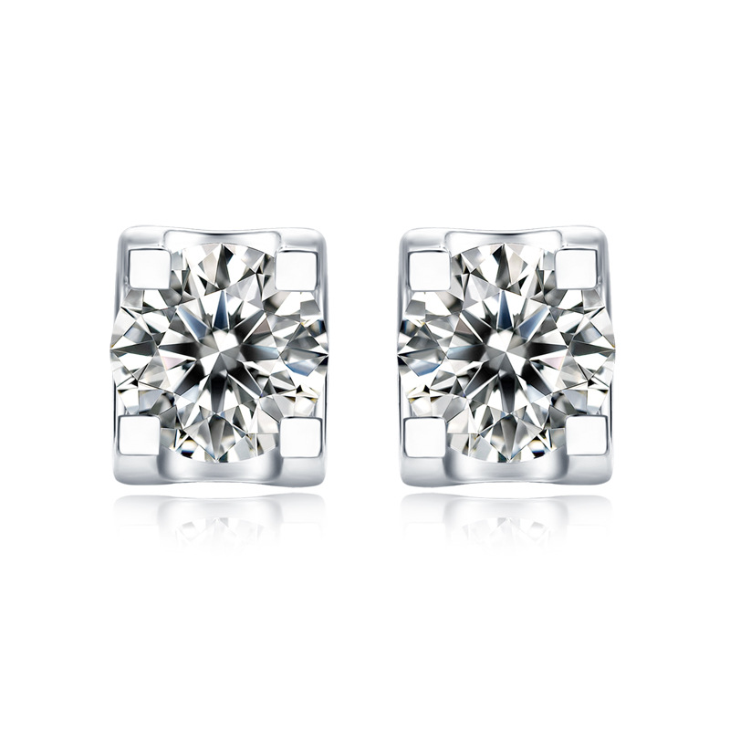 E9165-Ox Head ear studs/0.5Carat Moissanite