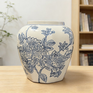 Nouveau vase de table en céramique bleu et blanc style nordique pour anniversaire, arrangement floral pour salon, décoration artistique classique pour la maison - Product Image 3
