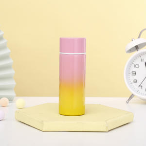 Vente en gros de mini gobelets de poche 150 <span class=keywords><strong>ml</strong></span>/<span class=keywords><strong>120</strong></span> <span class=keywords><strong>ml</strong></span> en acier inoxydable 304, <span class=keywords><strong>tasse</strong></span> à café sous vide à <span class=keywords><strong>double</strong></span> <span class=keywords><strong>paroi</strong></span>, bouteille d'eau isolée mince - Product Image 3