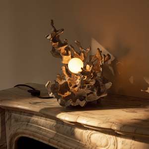 Lampe de table au design nordique moderne et unique, lampe créative en forme de <span class=keywords><strong>corail</strong></span> marin, belle lampe de table pour la maison, le hall d'hôtel - Product Image 1