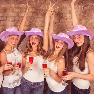 万圣节闪光牛仔女帽套装-彩色发光二极管发光帽子套装，带心形太阳镜，适合女性派对节日用品