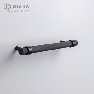 Poignées de porte de placard en acier inoxydable noir Qiansi HK0081, poignées de tiroir à molette, poignées de garde-robe surdimensionnées extra longues dorées, poignées en forme de T - Product Image 3